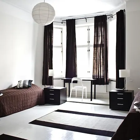 Three Bedroom In Oslo, Cort Adelers Gate 17 Oslo